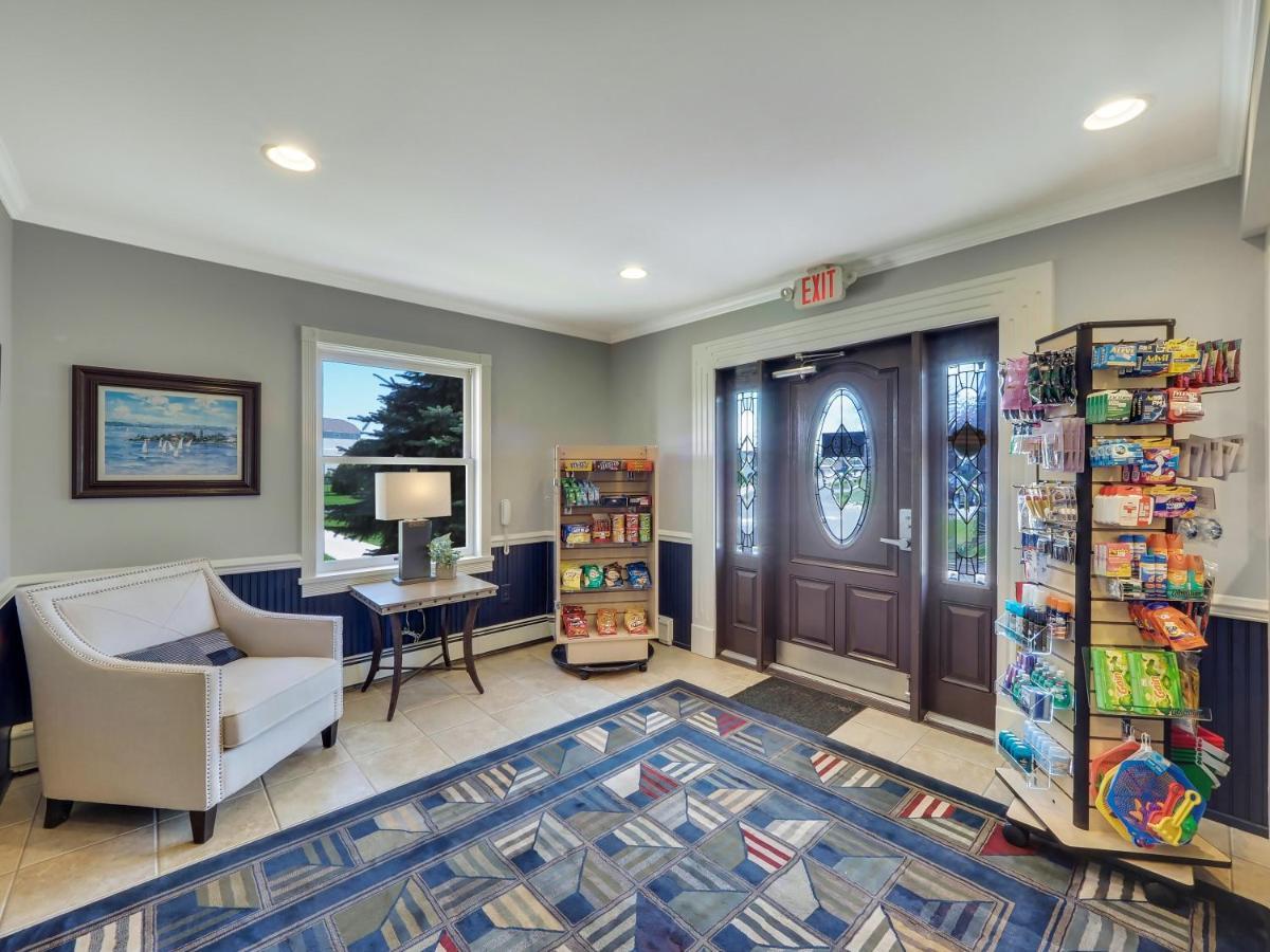 311 Water Street Inn Бойн Сити Екстериор снимка